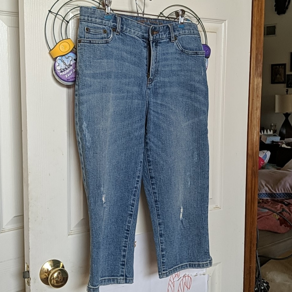 Distressed capris - Picture 3 of 3